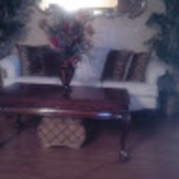 Meet your Posher, Rochelle - Picture 1 of 1